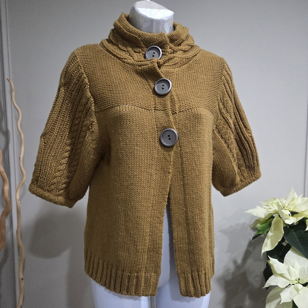 XOXO Knitted Cardigan Sweater Sz.S Short Sleeve